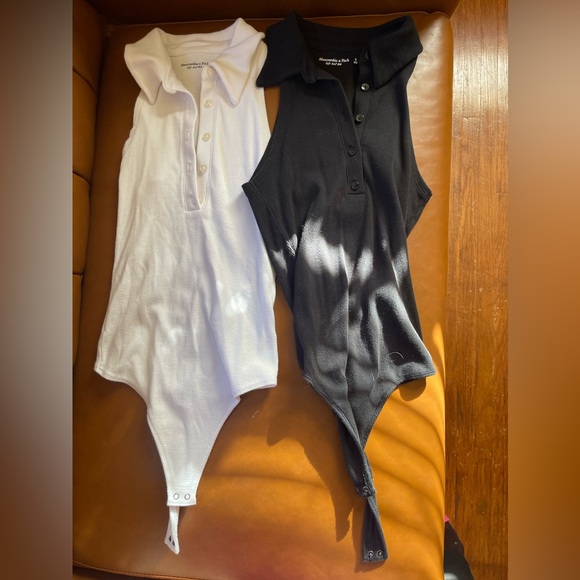 Bundle of two Abercrombie & Fitch ribbed polo bodysuits - Picture 6 of 7